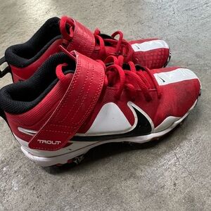 Nike’s Baseball shoes size 1.5 boys/kids